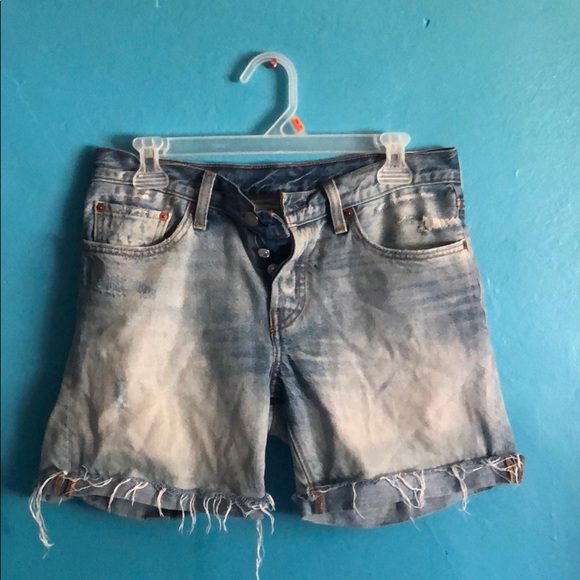 Levi Jean Shorts - Picture 1 of 5